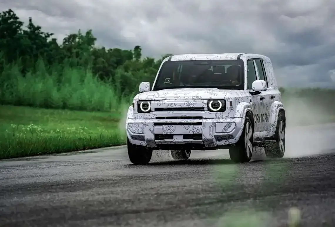  定位中大型硬派SUV！iCAR V27官方谍照，8月1日首秀