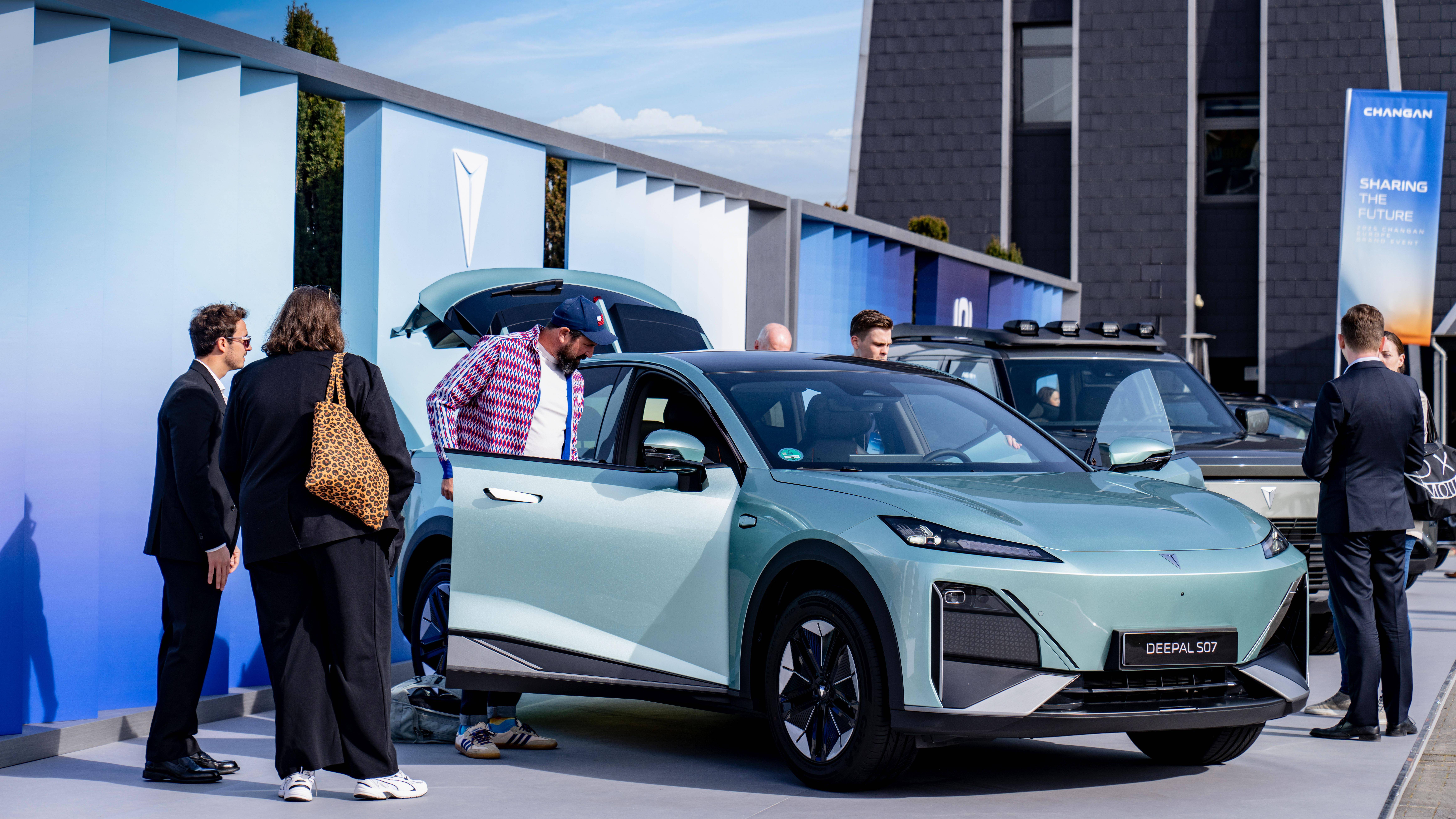 长安汽车确认参展2026巴黎车展：CHANGAN、DEEPAL、AVATR等品牌集中亮相